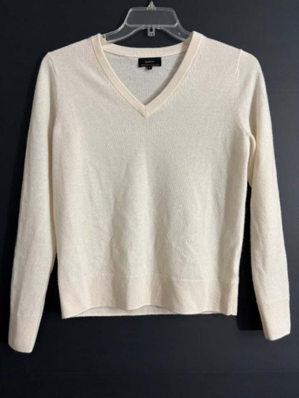 Quince 100% Mongolian Cashmere V Neck Sweater Womens Small Ivory Pullover